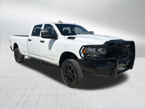 Used 2023 RAM 2500 Tradesman AWD/4WD image 4