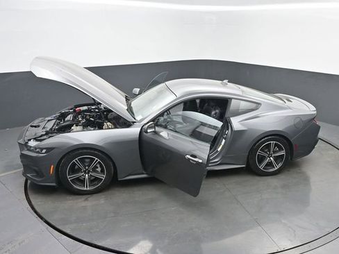 Used 2024 Ford Mustang Premium image 57