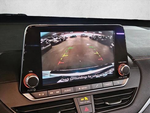 Used 2021 Nissan Altima 2.5 SR image 13