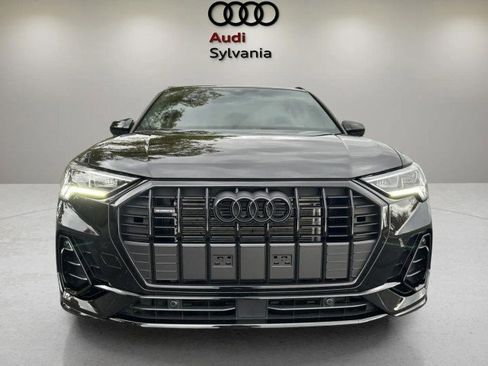 Certified 2025 Audi Q3 2.0T Premium w/ Convenience Package image 2