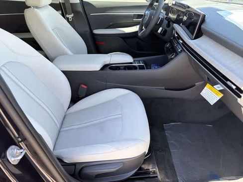 New 2026 Hyundai Sonata SEL FWD image 19