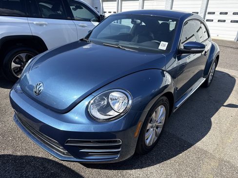 Used 2019 Volkswagen Beetle 2.0T S FWD image 3