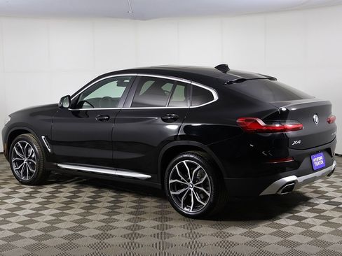 Used 2023 BMW X4 xDrive30i w/ Convenience Package image 9