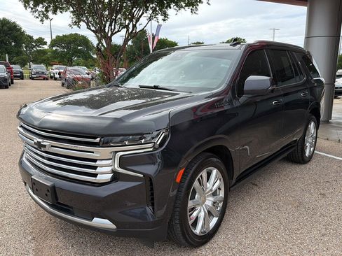 Used 2023 Chevrolet Tahoe High Country AWD/4WD image 7