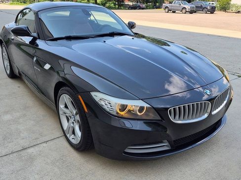 Used 2009 BMW Z4 sDrive35i RWD image 8