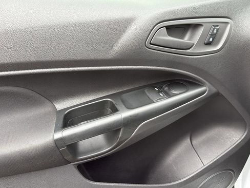 Used 2018 Ford Transit Connect XL image 12