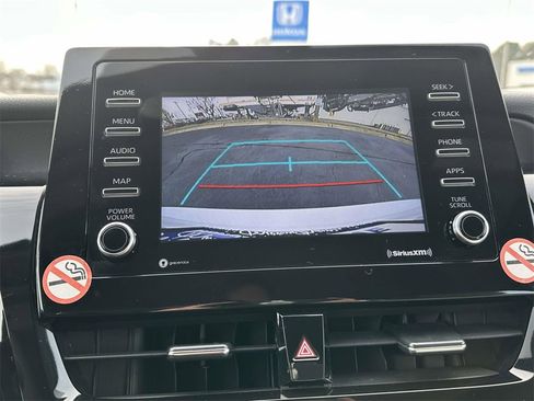 Used 2024 Toyota Camry SE image 20