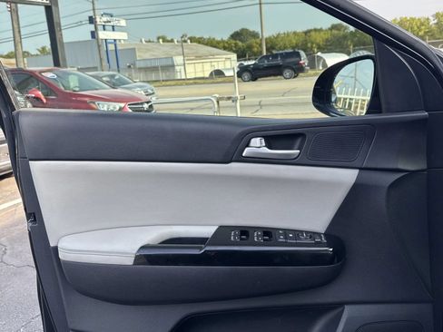 Used 2019 Kia Sportage EX w/ EX Sport Appearance Package FWD image 19