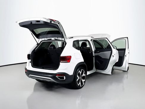 Used 2023 Volkswagen Taos SEL AWD/4WD image 21