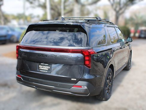 New 2026 Kia Carnival SX image 10