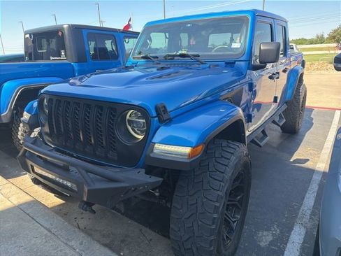 Used 2021 Jeep Gladiator Overland w/ Popular Equipment Package AWD/4WD image 2