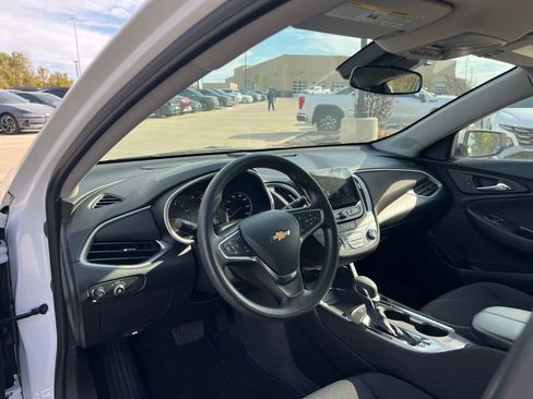 Used 2023 Chevrolet Malibu LT w/ Driver Confidence Package image 21