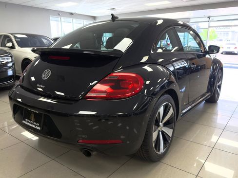 Used 2012 Volkswagen Beetle 2.0T FWD image 9