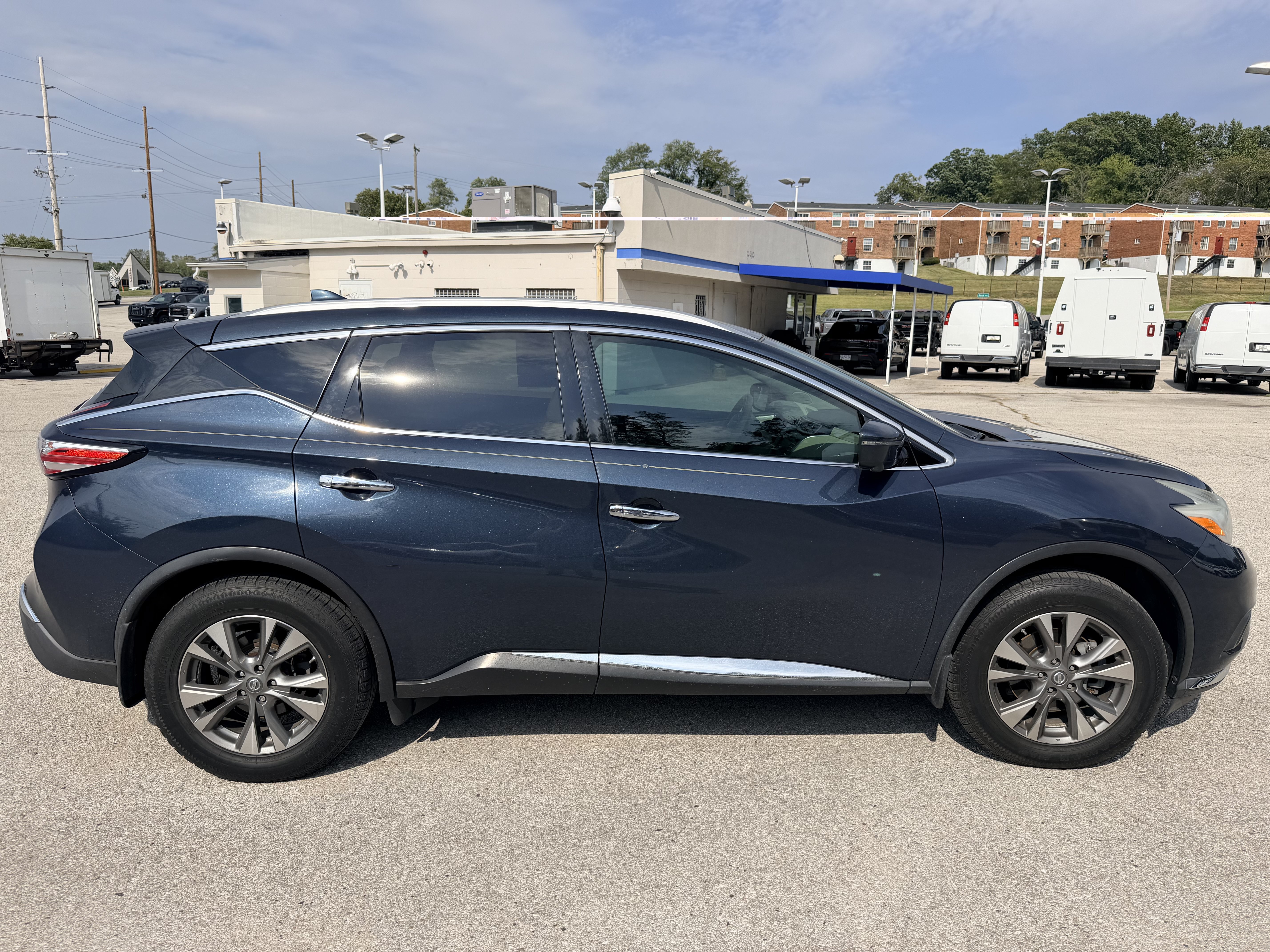 Used 2017 Nissan Murano SL w/ SL Technology Package FWD image 8