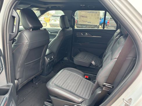 New 2026 Ford Explorer ST-Line image 10