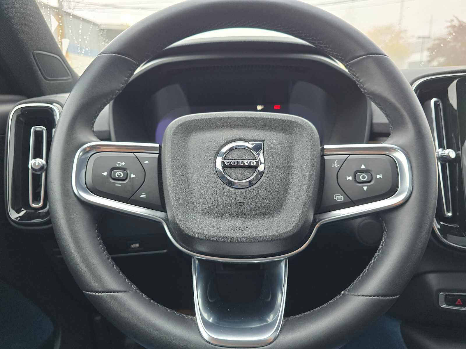 Certified 2023 Volvo XC40 Recharge Ultimate w/ Protection Package Premier AWD/4WD image 25