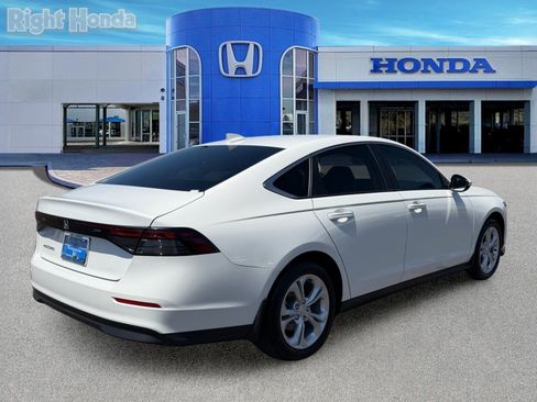 Certified 2025 Honda Accord LX image 8