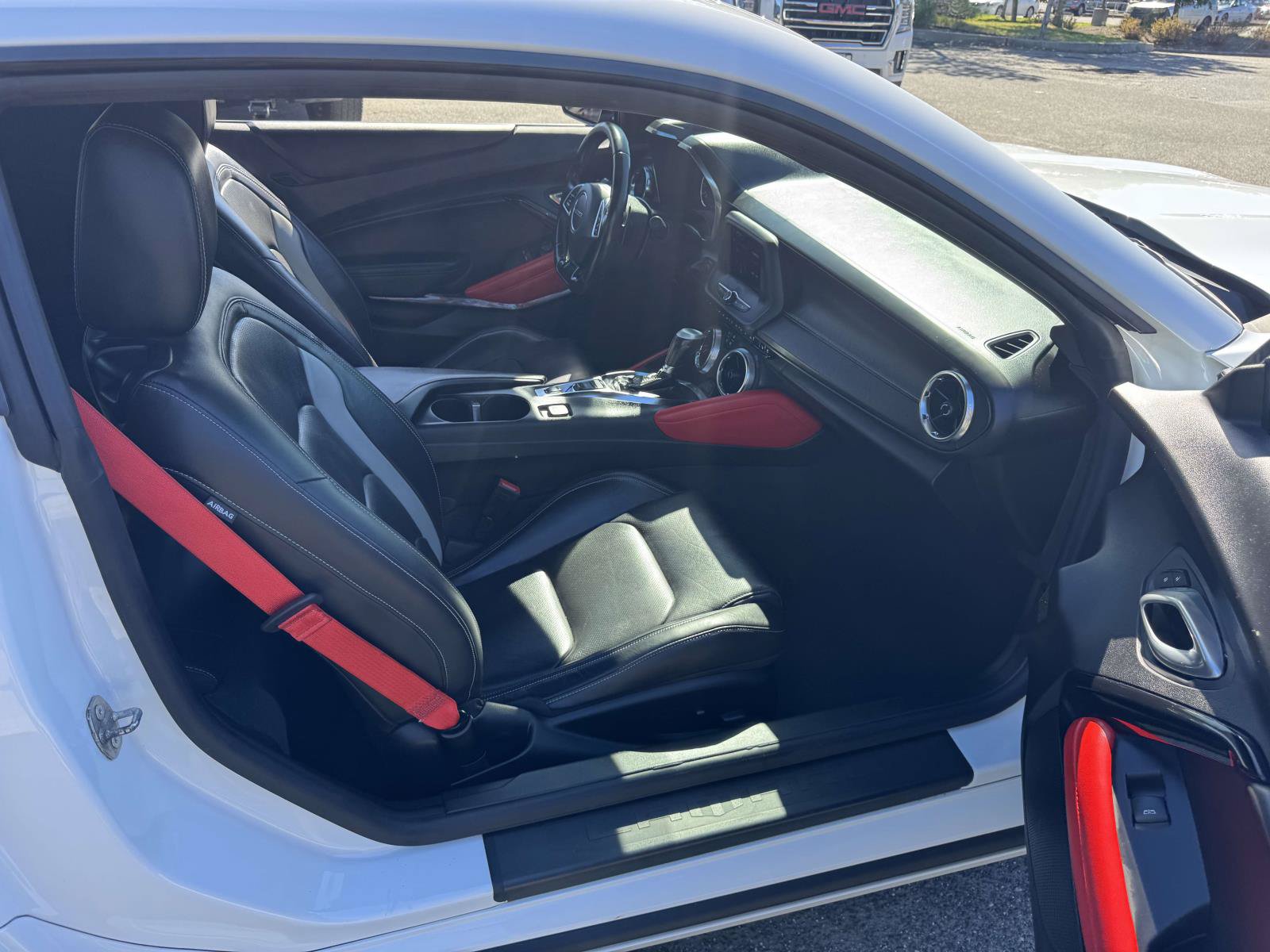 Used 2022 Chevrolet Camaro LT w/ Redline Edition RWD image 18