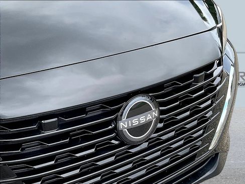 Certified 2025 Nissan Sentra SV FWD image 33