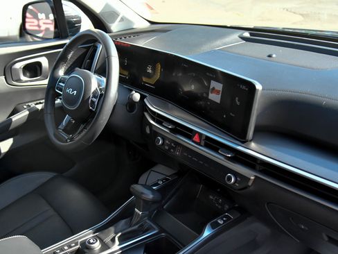 Used 2025 Kia Sorento S w/ Panoramic Sunroof Package image 53