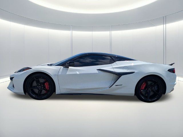 Used 2025 Chevrolet Corvette E-Ray w/ Battery Protection Package AWD/4WD image 3