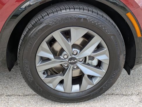 Certified 2024 Kia Sportage SX FWD image 9