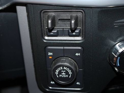 Used 2025 Ford F150 Lariat w/ Equipment Group 501A Mid AWD/4WD image 43