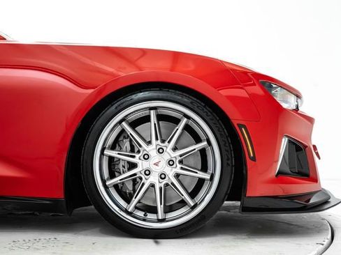 Used 2020 Chevrolet Camaro ZL1 image 15