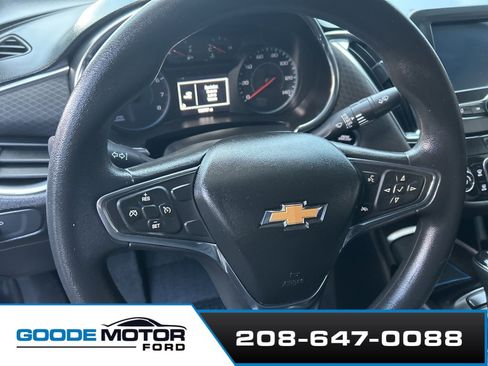 Used 2016 Chevrolet Malibu LT image 7
