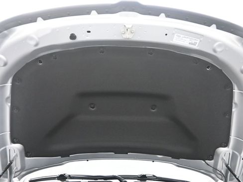 New 2026 RAM 1500 4x4 Crew Cab image 21