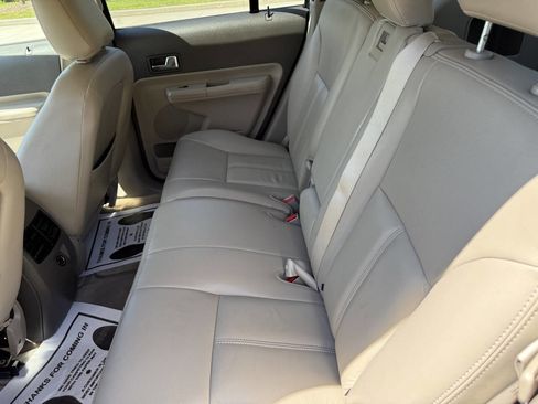 Used 2009 Ford Edge SEL image 17