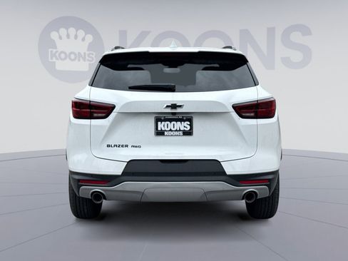 New 2026 Chevrolet Blazer LT w/ Midnight/Sport Edition image 5