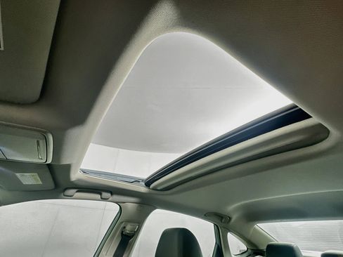Used 2024 Honda Civic Touring image 26