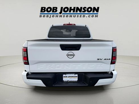 Used 2022 Nissan Frontier SV w/ Technology Package image 5