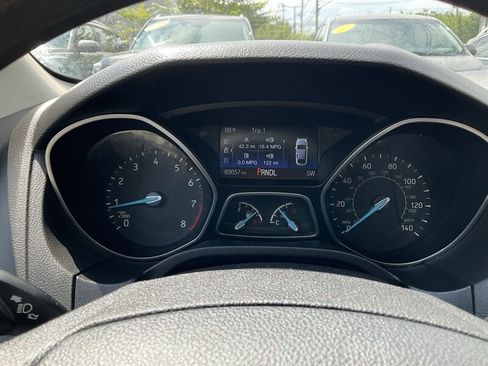 Used 2017 Ford Focus SE FWD image 14