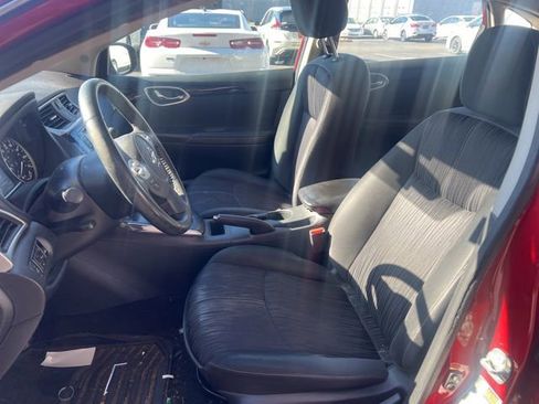 Used 2018 Nissan Sentra SV image 9