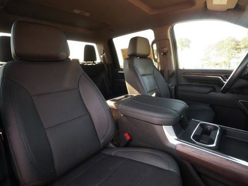 Used 2024 GMC Sierra 2500 SLT w/ SLT Convenience Package AWD/4WD image 30