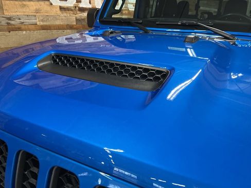 Used 2021 Jeep Gladiator Mojave w/ LED Lighting Group image 8