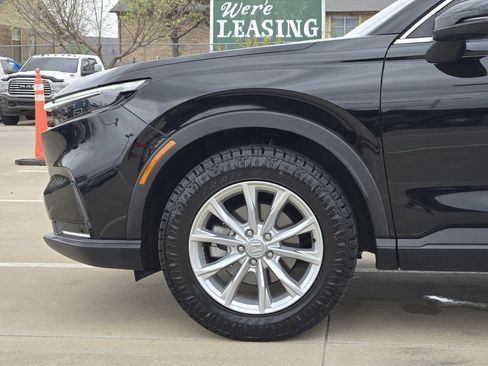 Used 2025 Honda CR-V EX image 8