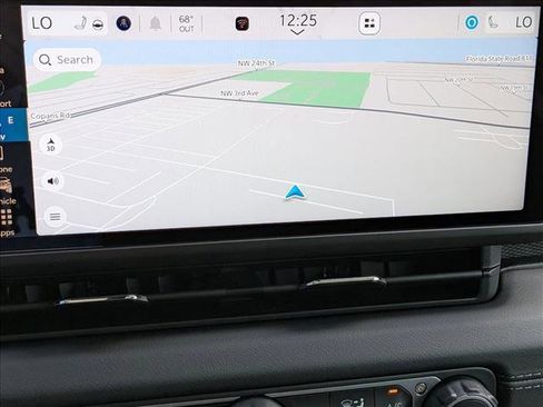 Used 2024 Jeep Wrangler Rubicon w/ Technology Group image 14