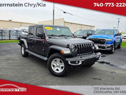 Used 2022 Jeep Gladiator Sport image 1