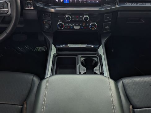 Used 2025 Ford F350 Lariat w/ Lariat Ultimate Package image 24