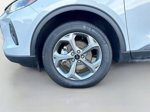 Used 2025 Ford Escape ST-Line Select image 29