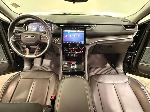 Used 2021 Jeep Grand Cherokee L Limited AWD/4WD image 19
