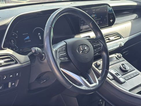 Used 2021 Hyundai Palisade Limited image 10