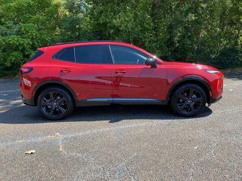 New 2025 Buick Envision Sport Touring image 8