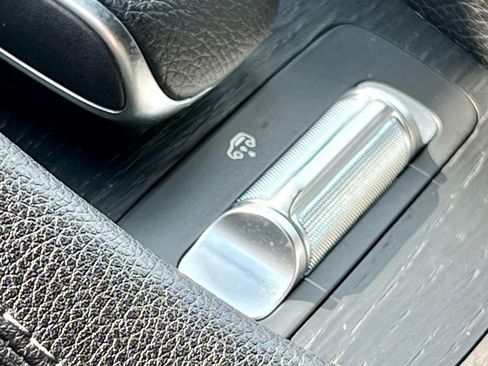 Certified 2022 Mercedes-Benz GLS 450 4MATIC image 24