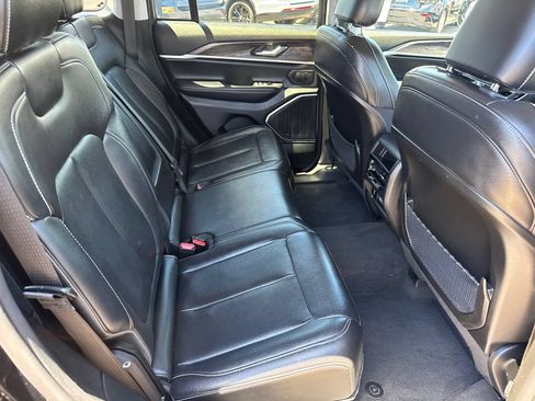 Certified 2023 Jeep Grand Cherokee 4WD 4xe image 17