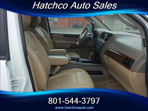 Used 2011 Nissan Armada SL image 22