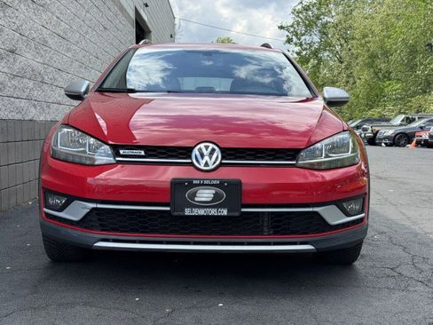 Used 2019 Volkswagen Golf Alltrack S AWD/4WD image 11